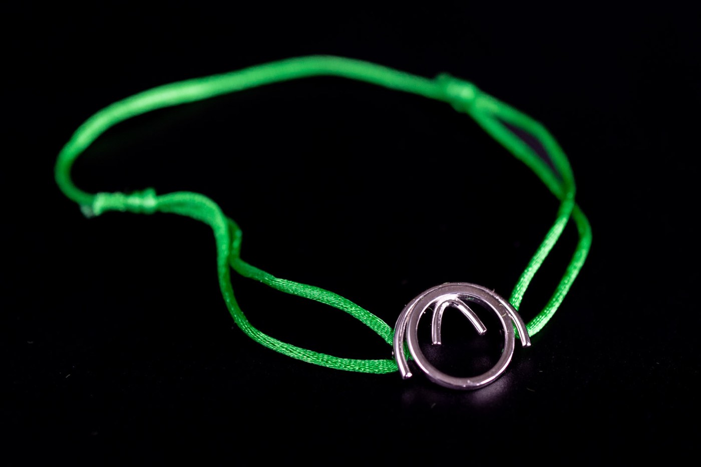 Armbandje Stichting Haarwensen